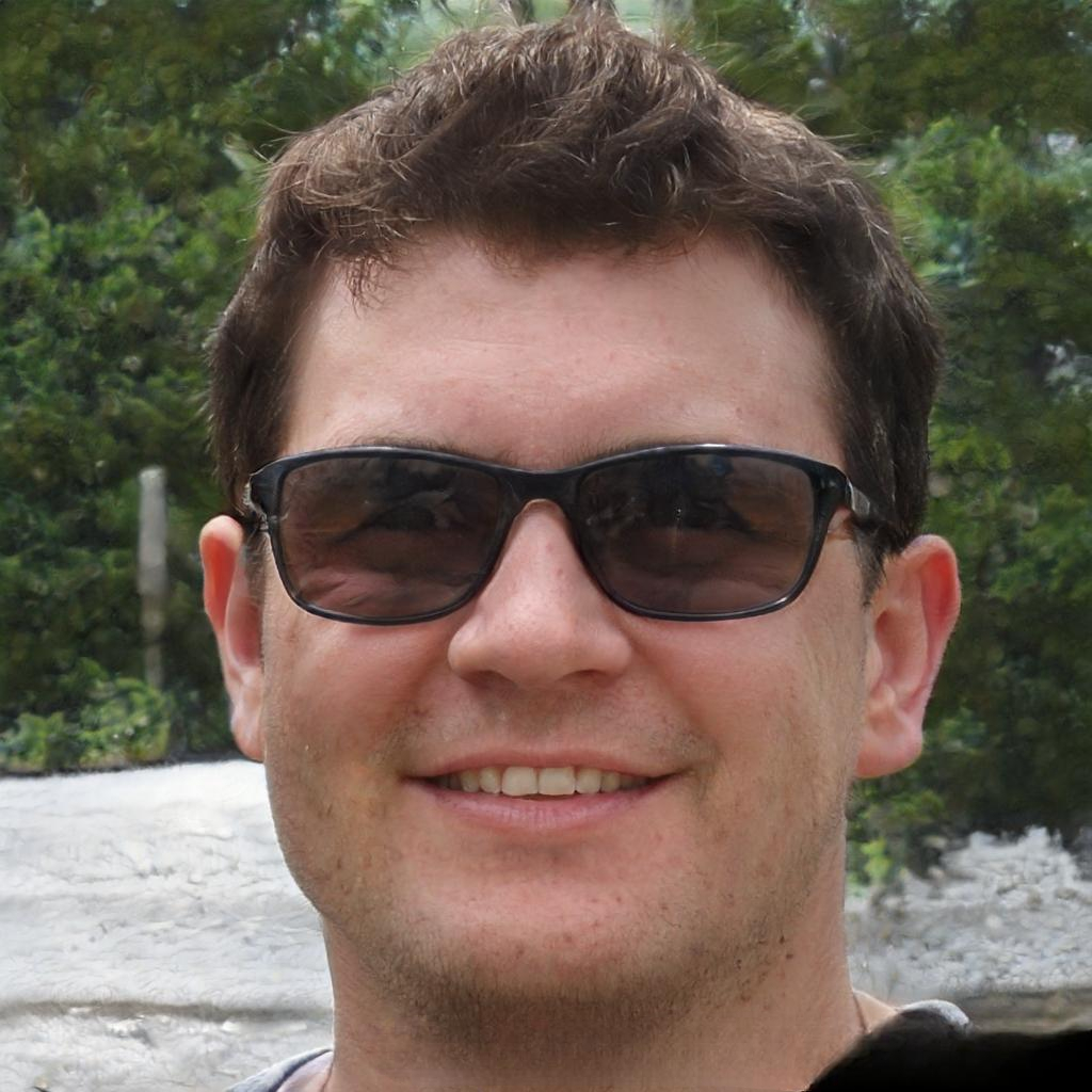 Dr. Lars Van Der Berg